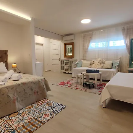 Iasis Apartment