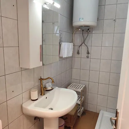Apartment Iasis *